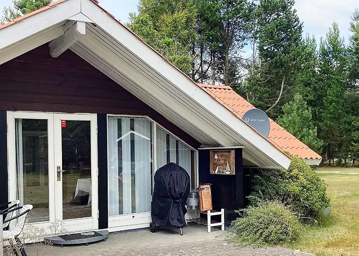 4 Person In Vaeggerlose Nyaraló *